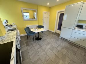 Photo 11- click for photo gallery